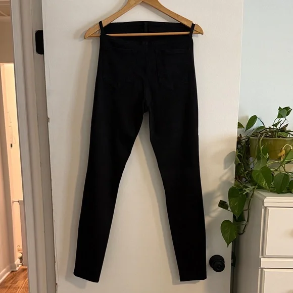 Carly Jean Los Angeles Black Skinny Jeans - Picture 2 of 7